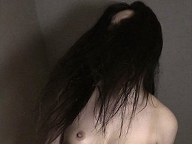 ［閲覧注意］輪姦レイプ映像 ノーカット無編集・婦女強姦犯罪記録 凄惨！クロロホルムとスタンガンで昏睡、媚薬で悶絶、肉便女！熟れ長身妻を犯し潰す　サンプル画像07